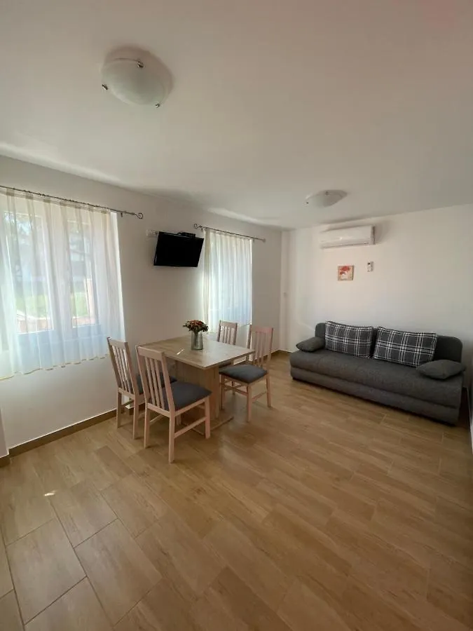 Rozmaryn Apartment Nerezine